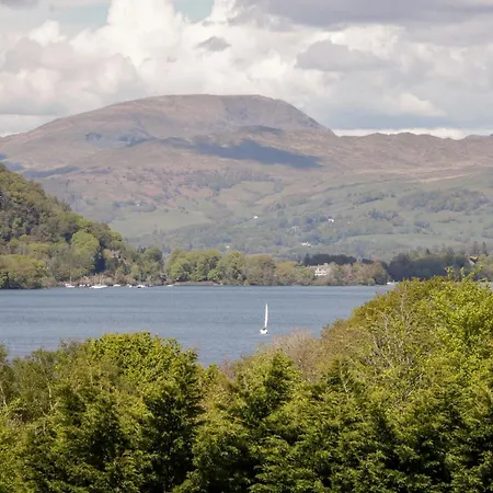 Bowness *